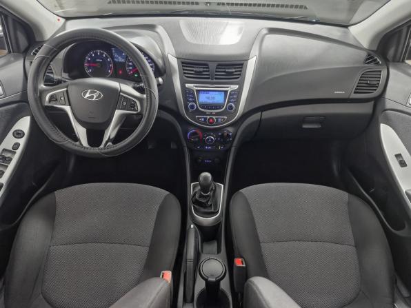 Hyundai Solaris I с пробегом 2012 года, цена 629 000 рублей, 212020 км, хэтчбек, Автокод Объявления