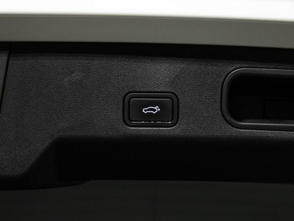 Geely Atlas II с пробегом 2023 года, цена 2 649 700 рублей, 49516 км, внедорожник, Автокод Объявления