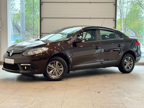 Renault Fluence I Рестайлинг с пробегом 2014 года, цена 770 000 рублей, 143000 км, седан, Автокод Объявления