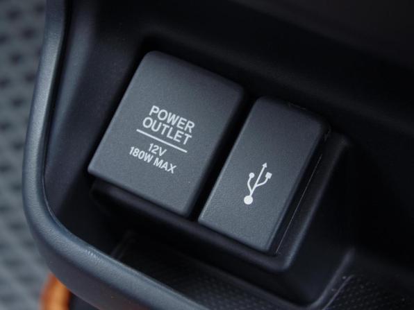 Honda Freed II Рестайлинг с пробегом 2021 года, цена 2 189 000 рублей, 60627 км, компактвэн, Автокод Объявления