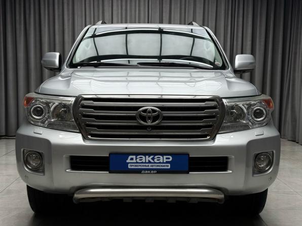 Toyota Land Cruiser 200 Series Рестайлинг 1 с пробегом 2013 года, цена 3 759 000 рублей, 244860 км, внедорожник, Автокод Объявления