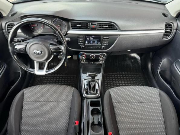 Kia Rio IV с пробегом 2018 года, цена 1 551 900 рублей, 60996 км, седан, Автокод Объявления