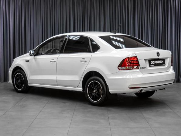 Volkswagen Polo V Рестайлинг с пробегом 2018 года, цена 1 359 000 рублей, 119310 км, седан, Автокод Объявления