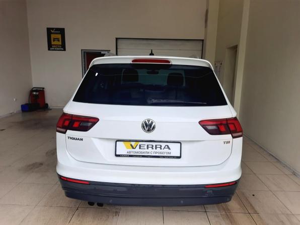 Volkswagen Tiguan II с пробегом 2017 года, цена 1 670 000 рублей, 134431 км, внедорожник, Автокод Объявления