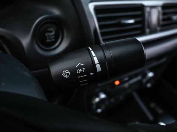 Mazda 3 III (BM) с пробегом 2014 года, цена 1 499 000 рублей, 74268 км, седан, Автокод Объявления
