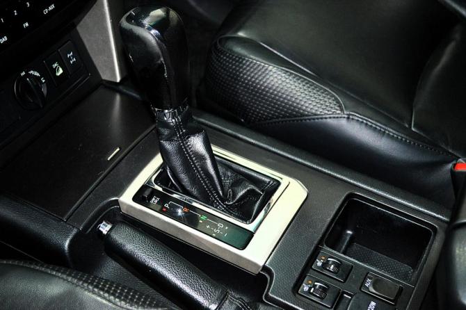 Toyota Land Cruiser Prado 150 Series с пробегом 2010 года, цена 3 050 000 рублей, 213000 км, внедорожник, Автокод Объявления