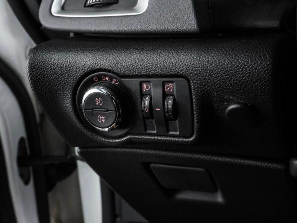 Opel Astra J Рестайлинг с пробегом 2013 года, цена 999 000 рублей, 93194 км, седан, Автокод Объявления
