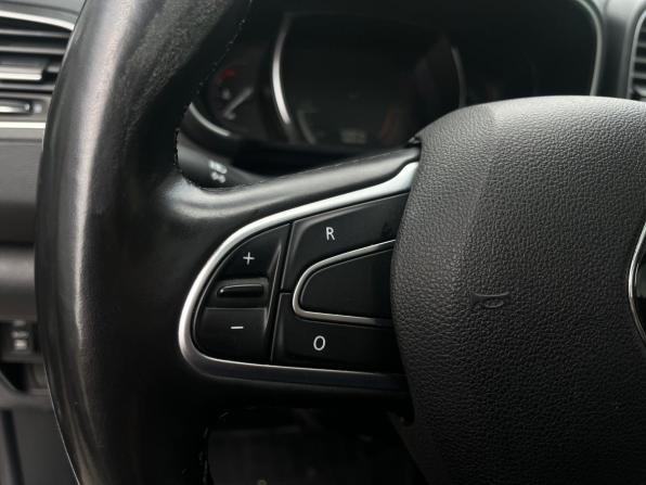Renault Koleos II с пробегом 2019 года, цена 2 189 000 рублей, 136000 км, внедорожник, Автокод Объявления