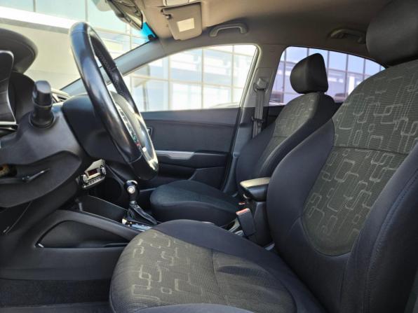 Kia Rio III Рестайлинг с пробегом 2016 года, цена 1 200 000 рублей, 99900 км, седан, Автокод Объявления
