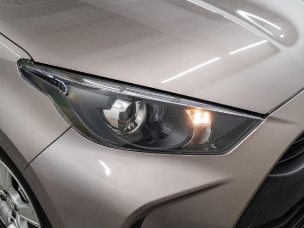 Toyota Yaris IV с пробегом 2020 года, цена 1 147 000 рублей, 151000 км, хэтчбек, Автокод Объявления
