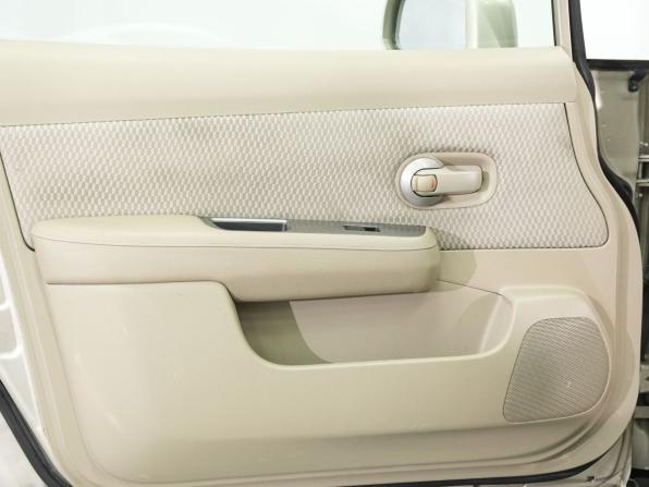 Nissan Tiida I с пробегом 2009 года, цена 610 000 рублей, 220000 км, хэтчбек, Автокод Объявления