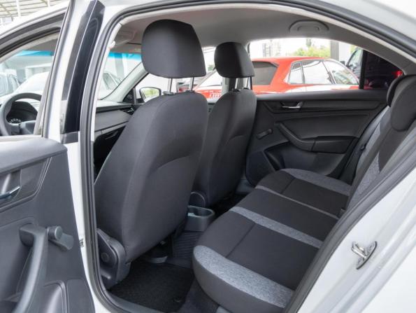 Skoda Rapid II с пробегом 2022 года, цена 1 440 000 рублей, 102000 км, лифтбек, Автокод Объявления