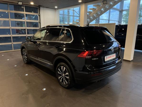 Volkswagen Tiguan II с пробегом 2018 года, цена 2 070 000 рублей, 192212 км, внедорожник, Автокод Объявления