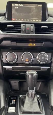 Mazda 6 III (GJ) Рестайлинг с пробегом 2016 года, цена 1 649 000 рублей, 188000 км, седан, Автокод Объявления