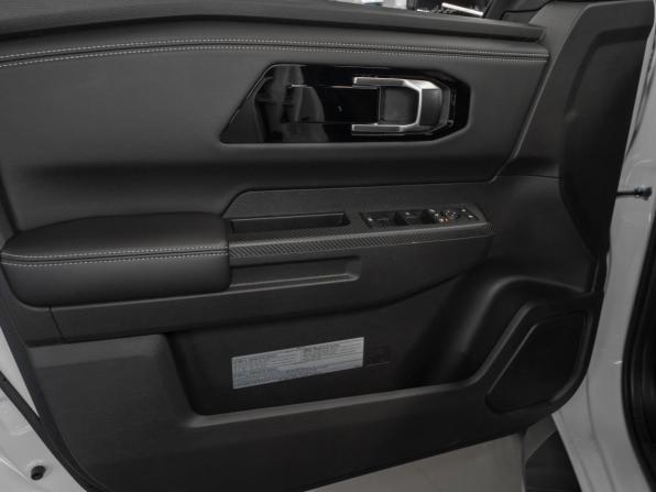 Mitsubishi L200 VI с пробегом 2025 года, цена 5 290 000 рублей, 15 км, пикап, Автокод Объявления