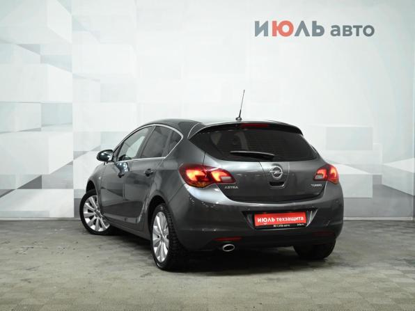 Opel Astra J с пробегом 2012 года, цена 650 000 рублей, 218106 км, хэтчбек, Автокод Объявления