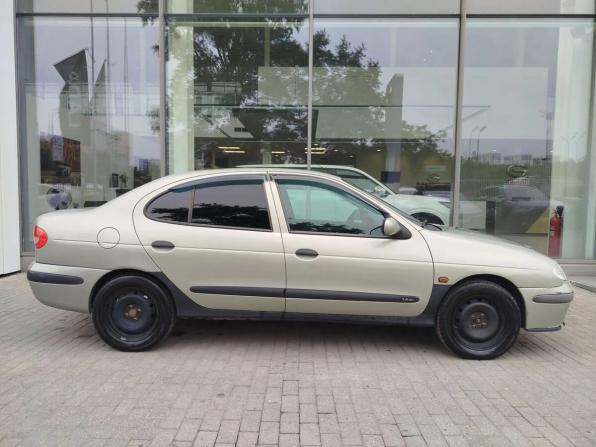 Renault Megane I Рестайлинг с пробегом 2003 года, цена 235 000 рублей, 209915 км, седан, Автокод Объявления