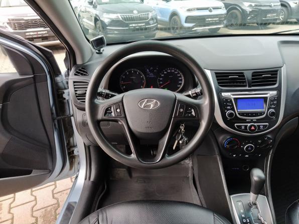Hyundai Solaris I с пробегом 2012 года, цена 819 000 рублей, 144241 км, седан, Автокод Объявления