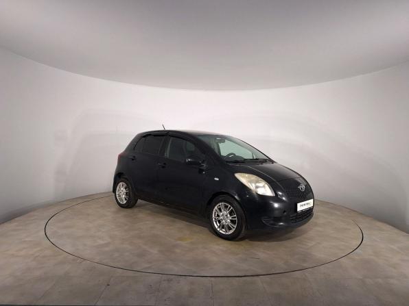 Toyota Yaris II с пробегом 2007 года, цена 399 000 рублей, 204522 км, хэтчбек, Автокод Объявления