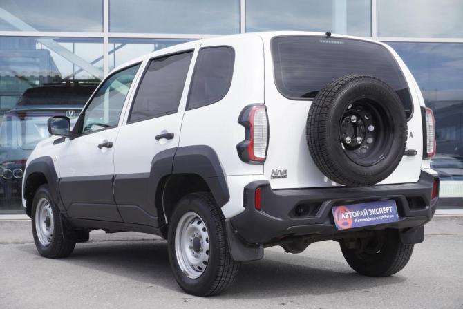 Lada (ВАЗ) Niva Travel I с пробегом 2023 года, цена 970 000 рублей, 57793 км, внедорожник, Автокод Объявления