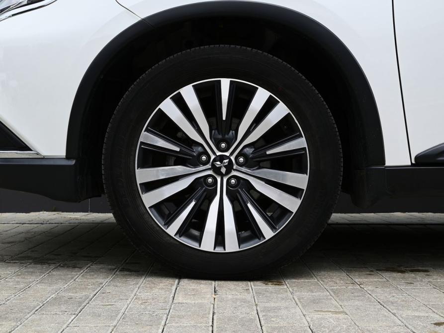 Mitsubishi Outlander III Рестайлинг 3 Екатеринбург  - изображение 22