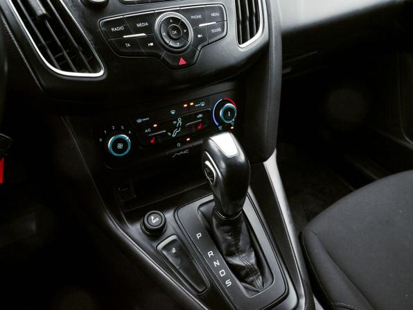 Ford Focus III Рестайлинг с пробегом 2018 года, цена 974 000 рублей, 180100 км, седан, Автокод Объявления