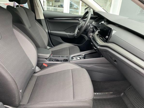 Skoda Octavia IV (A8) с пробегом 2021 года, цена 2 365 000 рублей, 78775 км, лифтбек, Автокод Объявления