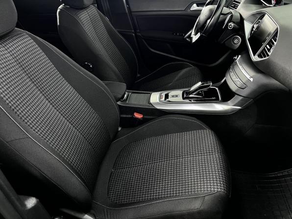 Peugeot 308 II Рестайлинг с пробегом 2020 года, цена 1 389 000 рублей, 143000 км, универсал, Автокод Объявления