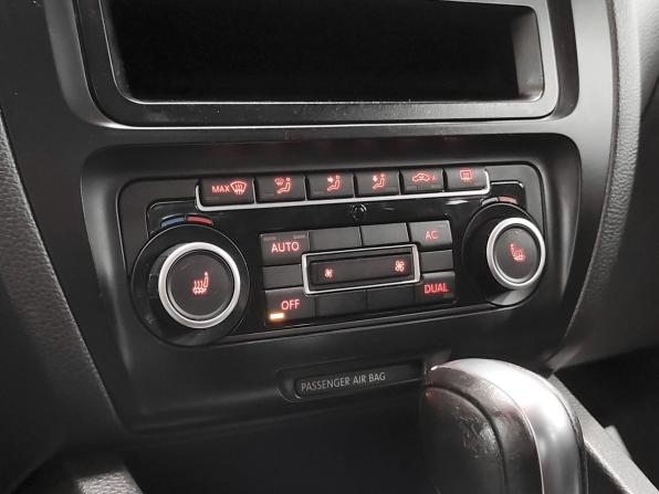 Volkswagen Jetta VI с пробегом 2012 года, цена 1 065 000 рублей, 68825 км, седан, Автокод Объявления