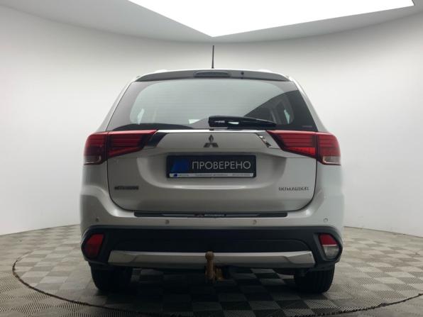 Mitsubishi Outlander III Рестайлинг 2 с пробегом 2016 года, цена 1 639 000 рублей, 177706 км, внедорожник, Автокод Объявления