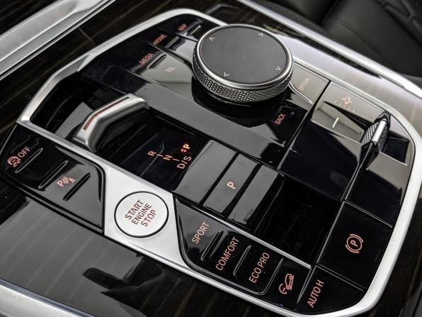 BMW X7 I (G07) Рестайлинг с пробегом 2022 года, цена 11 900 000 рублей, 61587 км, внедорожник, Автокод Объявления