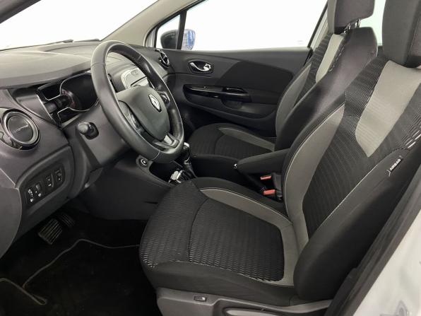 Renault Kaptur I с пробегом 2017 года, цена 1 150 000 рублей, 156938 км, внедорожник, Автокод Объявления