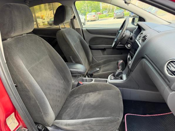 Ford Focus II с пробегом 2007 года, цена 427 000 рублей, 268332 км, хэтчбек, Автокод Объявления