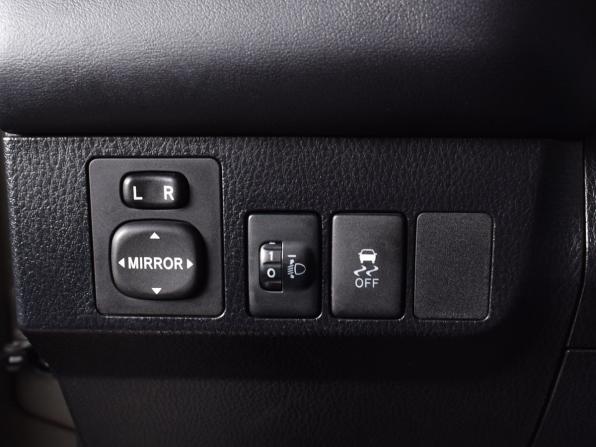 Toyota RAV4 IV (XA40) с пробегом 2013 года, цена 1 799 999 рублей, 199513 км, внедорожник, Автокод Объявления