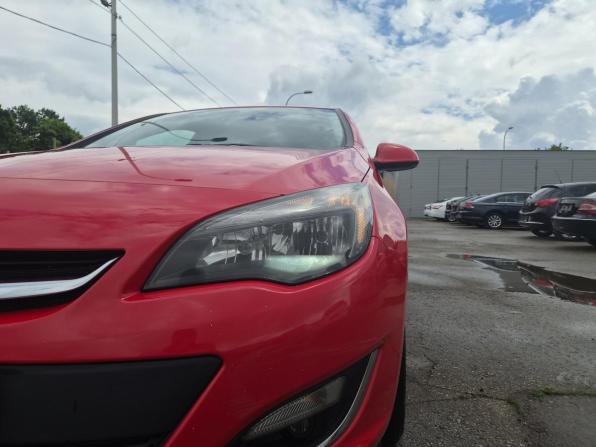 Opel Astra J Рестайлинг с пробегом 2012 года, цена 830 000 рублей, 109343 км, седан, Автокод Объявления