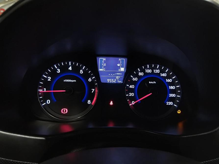 Hyundai Solaris I Рестайлинг Казань  - изображение 16
