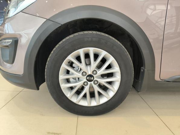 Kia Rio IV с пробегом 2018 года, цена 1 350 000 рублей, 125567 км, хэтчбек, Автокод Объявления
