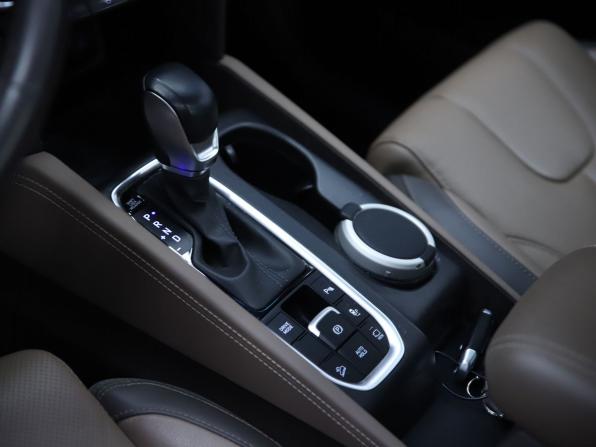 Hyundai Santa Fe IV с пробегом 2019 года, цена 3 370 000 рублей, 96886 км, внедорожник, Автокод Объявления
