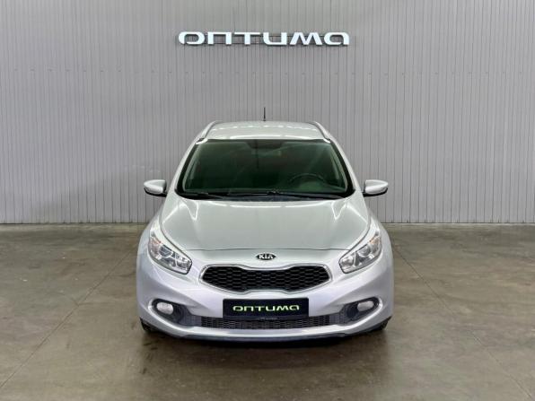 Kia Ceed II с пробегом 2014 года, цена 997 000 рублей, 190123 км, универсал, Автокод Объявления