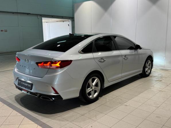 Hyundai Sonata VII (LF) Рестайлинг с пробегом 2018 года, цена 1 840 000 рублей, 89001 км, седан, Автокод Объявления