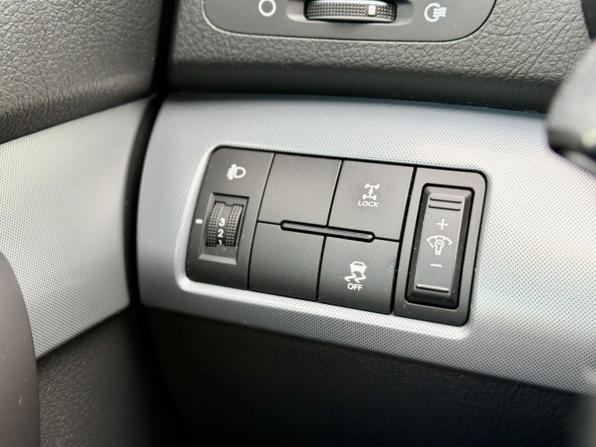 Kia Sorento II Рестайлинг с пробегом 2013 года, цена 1 355 000 рублей, 262322 км, внедорожник, Автокод Объявления