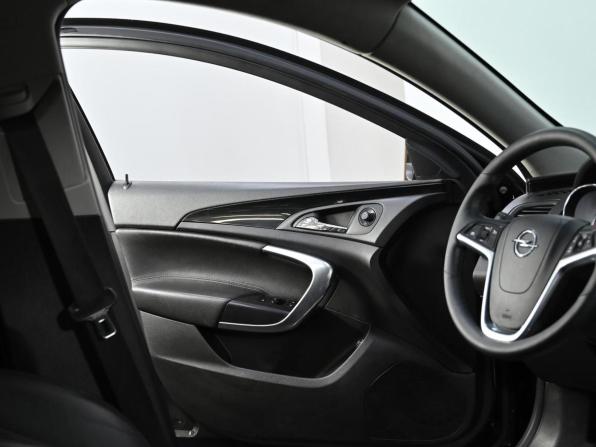 Opel Insignia I с пробегом 2012 года, цена 849 000 рублей, 130128 км, универсал, Автокод Объявления