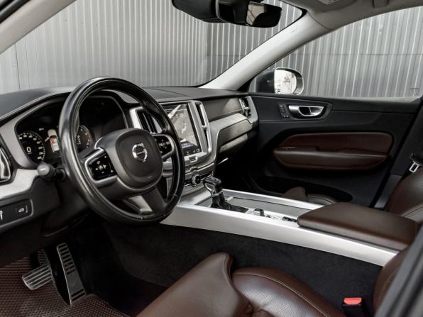 Volvo XC60 II с пробегом 2018 года, цена 3 200 000 рублей, 179572 км, внедорожник, Автокод Объявления