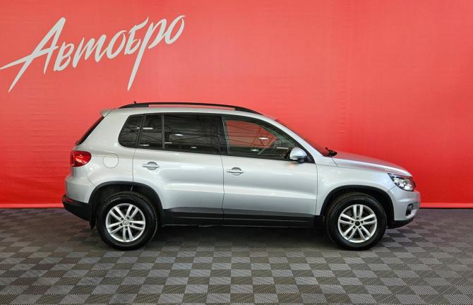 Volkswagen Tiguan I Рестайлинг с пробегом 2011 года, цена 1 185 000 рублей, 206199 км, внедорожник, Автокод Объявления