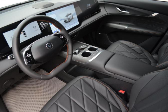 Changan CS75 Plus IV с пробегом 2025 года, цена 3 250 000 рублей, 15930 км, внедорожник, Автокод Объявления