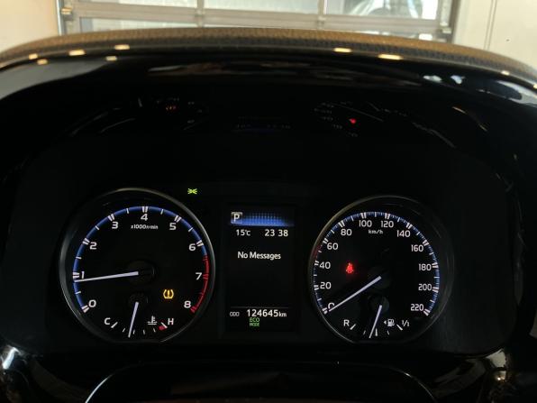 Toyota RAV4 IV (XA40) Рестайлинг с пробегом 2019 года, цена 2 794 300 рублей, 124640 км, внедорожник, Автокод Объявления