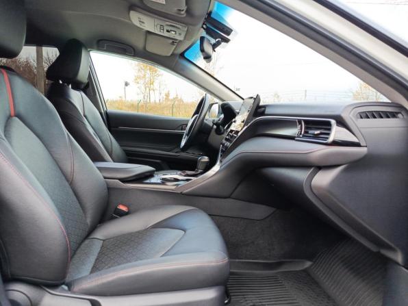 Toyota Camry VIII (XV70) Рестайлинг с пробегом 2021 года, цена 3 300 000 рублей, 61156 км, седан, Автокод Объявления