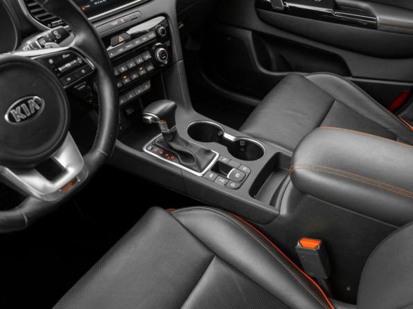 Kia Sportage IV Рестайлинг с пробегом 2019 года, цена 2 920 000 рублей, 64306 км, внедорожник, Автокод Объявления