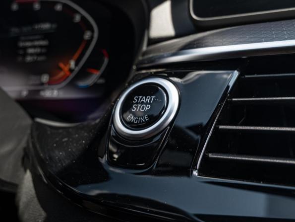 BMW 5 серии VII (G30/G31/G38) Рестайлинг с пробегом 2021 года, цена 4 940 000 рублей, 117509 км, седан, Автокод Объявления