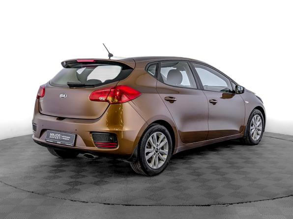 Kia Ceed II Рестайлинг с пробегом 2016 года, цена 1 330 000 рублей, 130830 км, хэтчбек, Автокод Объявления